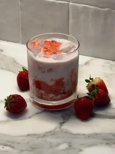 Strawberries Milk